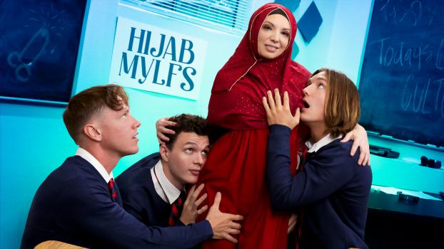 [hijabmylfs] – Kiki Daire – It Takes A Real Woman To Please Three Cocks Yes